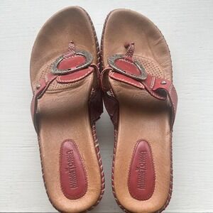 Red/Brown Leather Minnitoka Sandals Size 9‎ EUC Beachy Summer Vacation